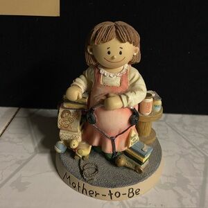 Zingle-Berry Mother-to-Be figurine